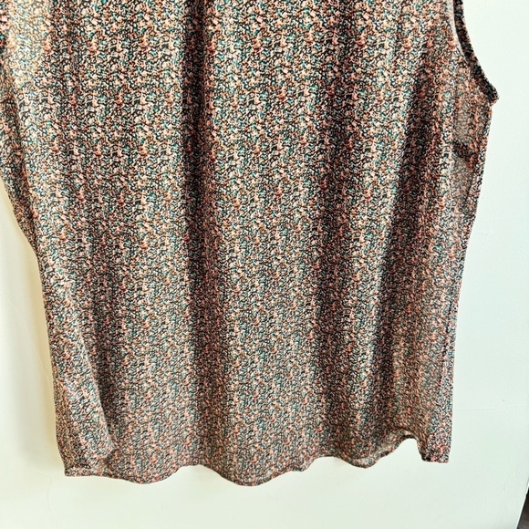 CAbi The Ruffle Top Floral Print Sleeveless Womens Size L Chiffon Blouse 6319 - Picture 7 of 14